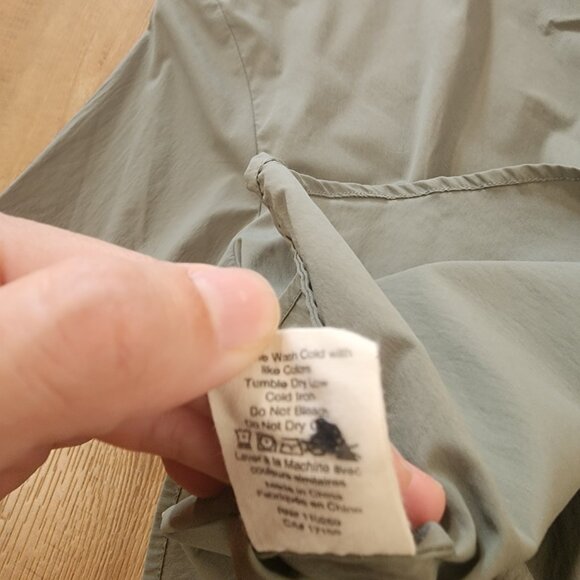 Giro Sport Design Men's Green Nylon Button Down Short Sleeve Shirt Stretchy M - Picture 8 of 8